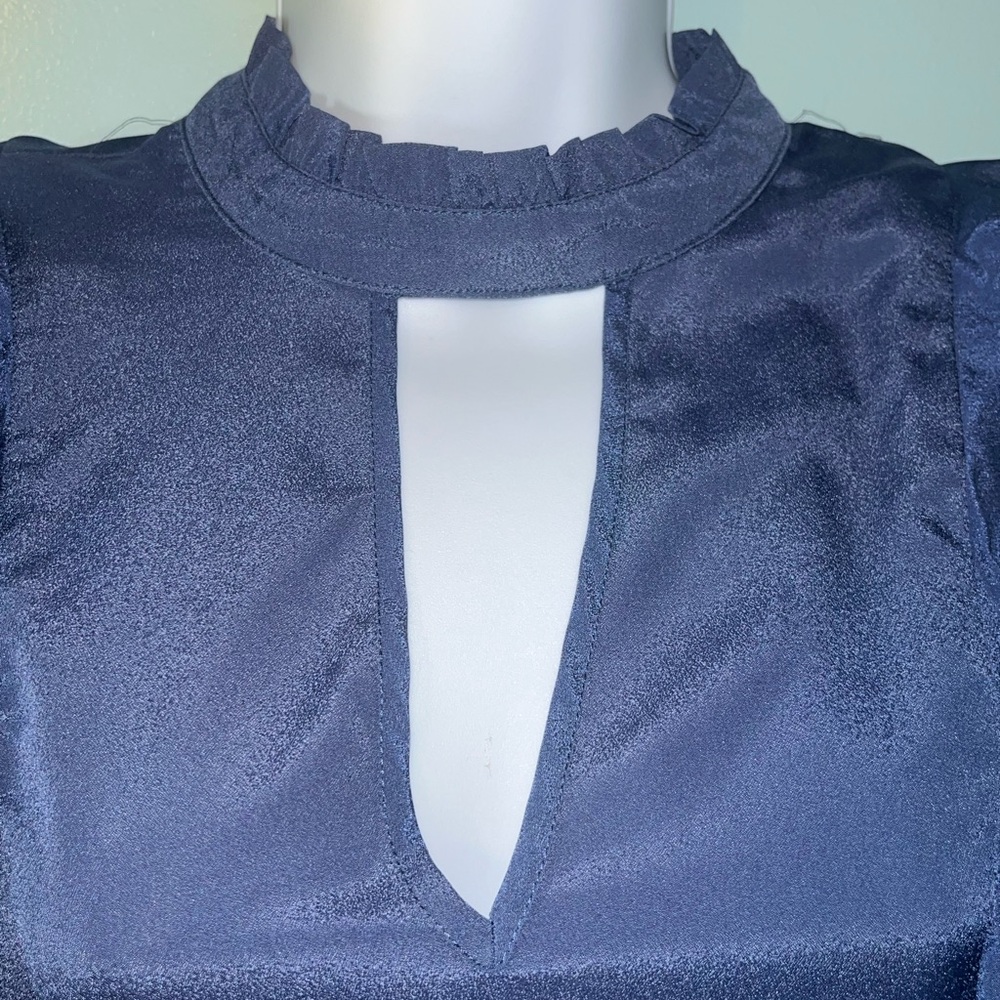 BCBGeneration Blouse High‎ Neck Ruffle - Picture 5 of 12